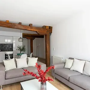 Apartamento Piso Moderno En El Centro Detras Del Edificio Banco, Santander