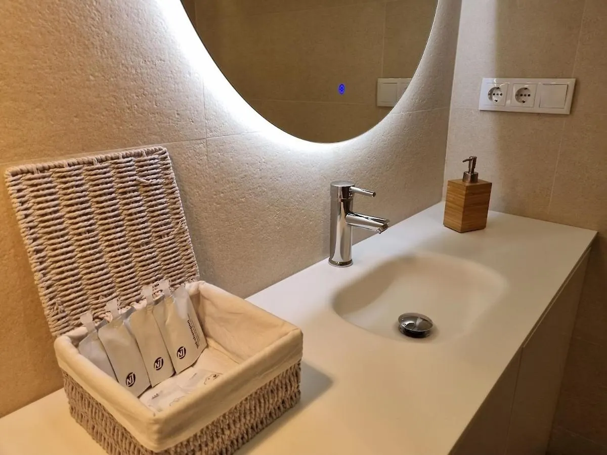 C01A01 Apartamento Moderno con vistas y parking Santander